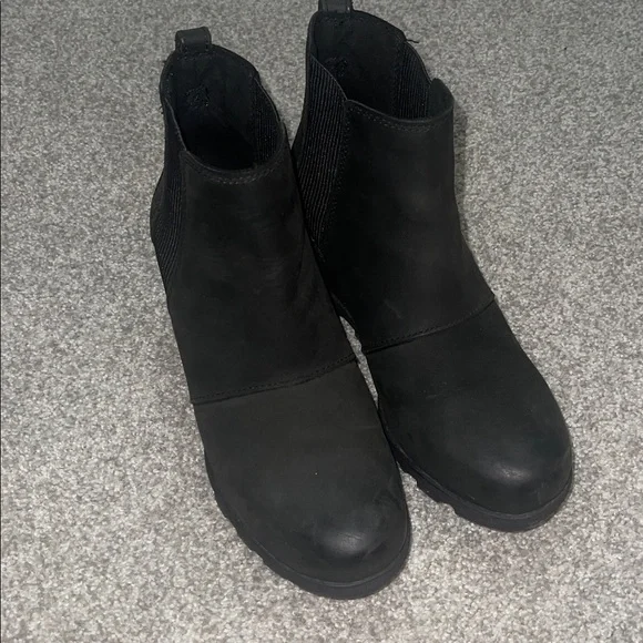 Sorel Black Ankle Boots - Picture 6 of 6